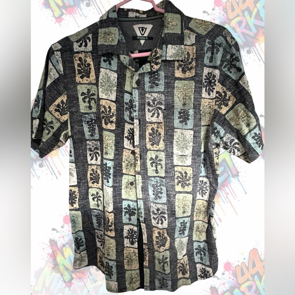 VISSLA Black and Green Patterned Casual Shirt